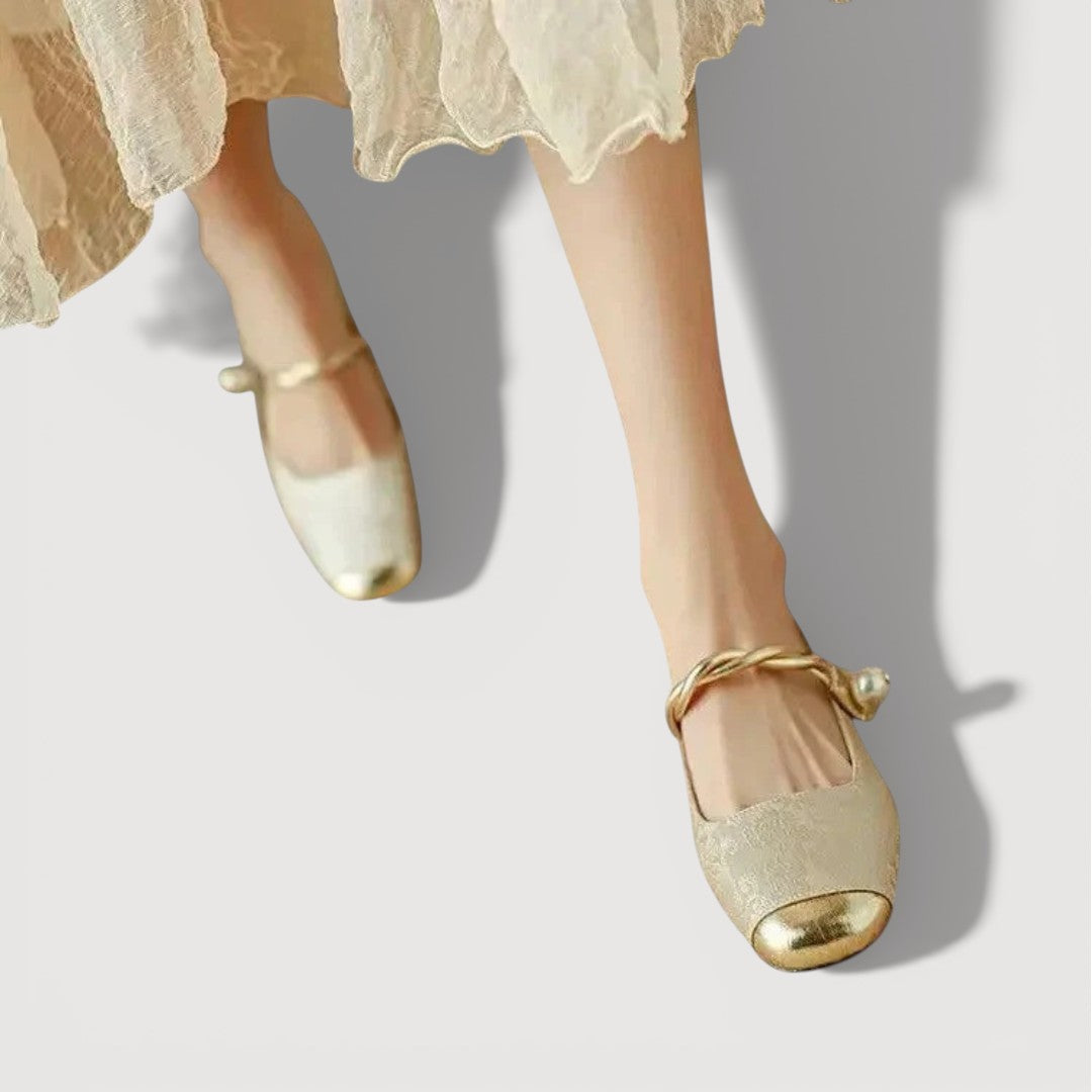KRYSTAL – VINTAGE LOW HEELS