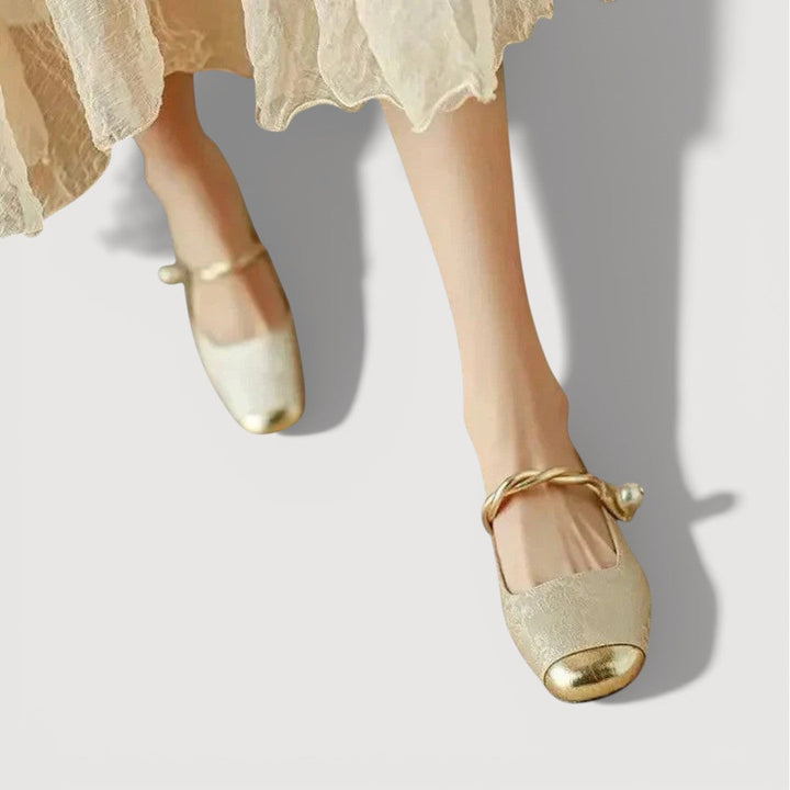 KRYSTAL – VINTAGE LOW HEELS