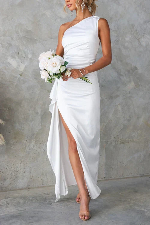 Inez - Elegant Maxi Dress with One Shoulder Strap