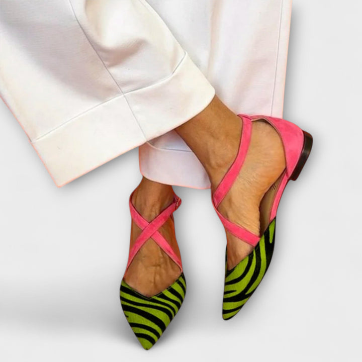 Gabrielle - Loafers with Band Details