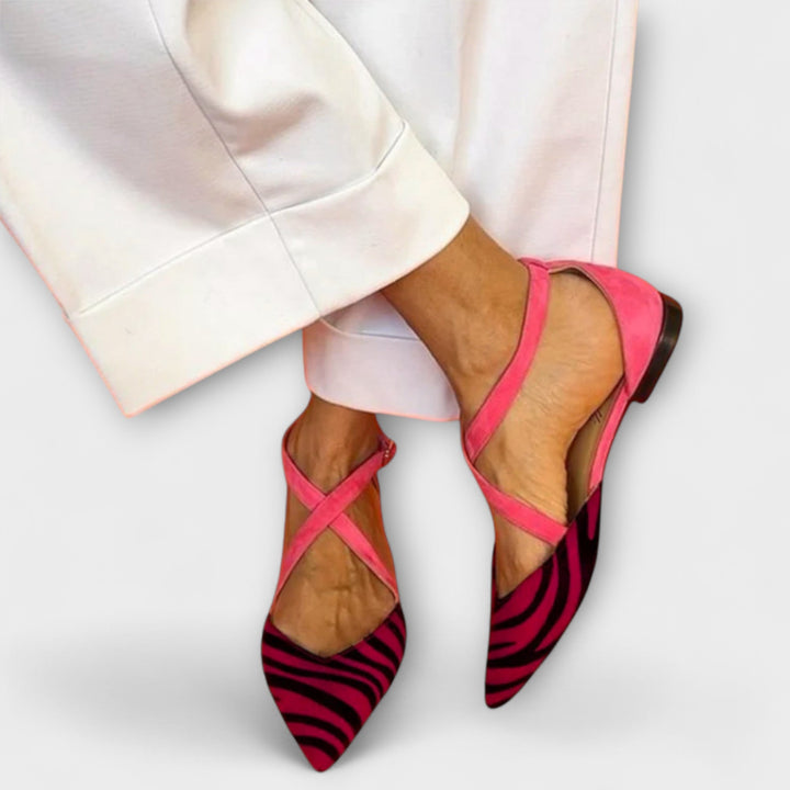 Gabrielle - Loafers with Band Details