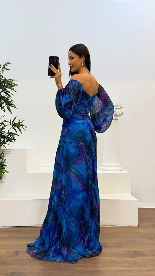 Gisselle - V-Neck Maxi Dress