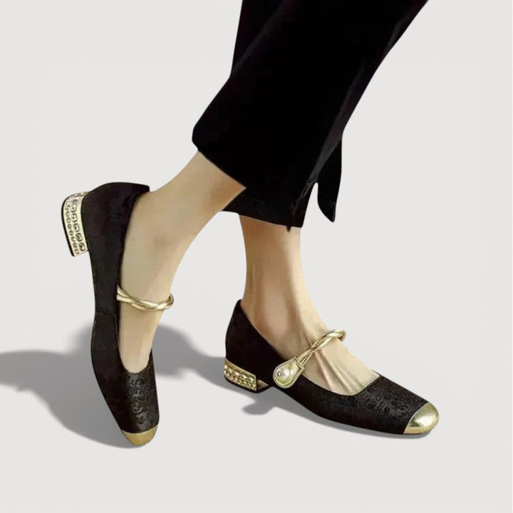 KRYSTAL – VINTAGE LOW HEELS