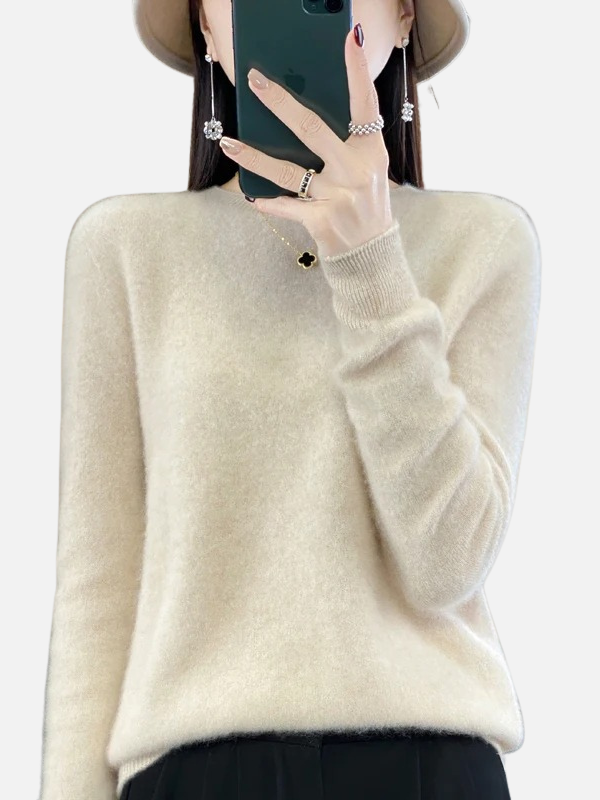 Maria | Soft Knit Jumper with Round Neck