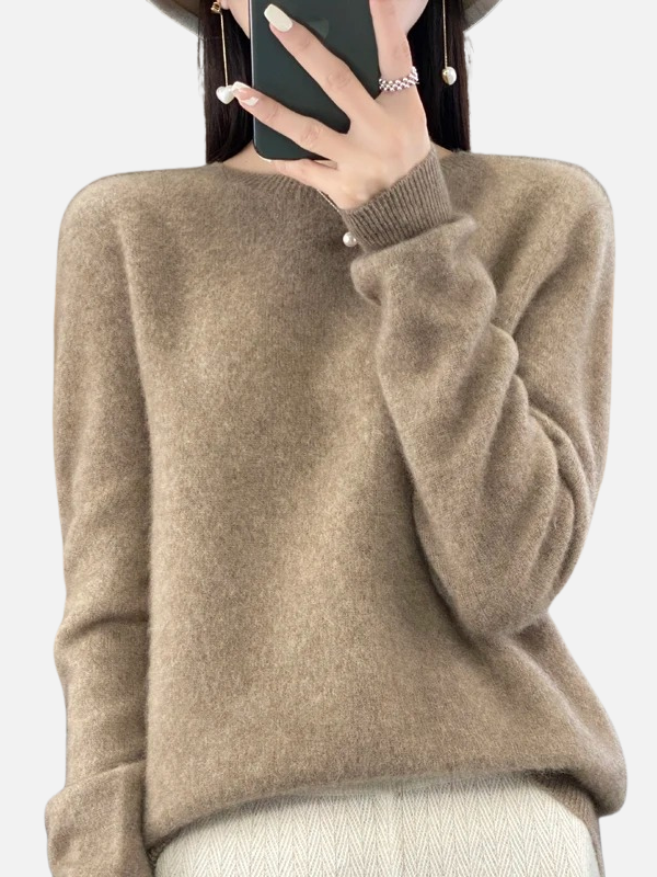 Maria | Soft Knit Jumper with Round Neck