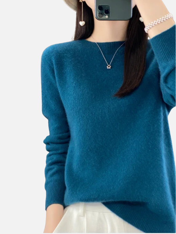 Maria | Soft Knit Jumper with Round Neck