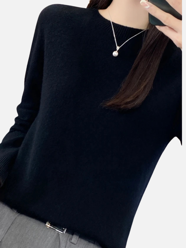 Maria | Soft Knit Jumper with Round Neck
