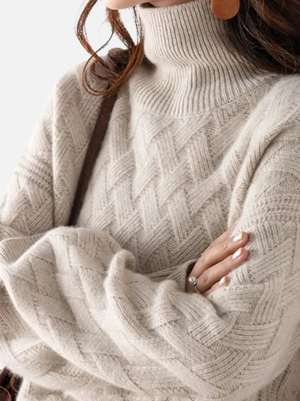 Helle | Knitted Jumper with Braided Pattern and Roll Neck