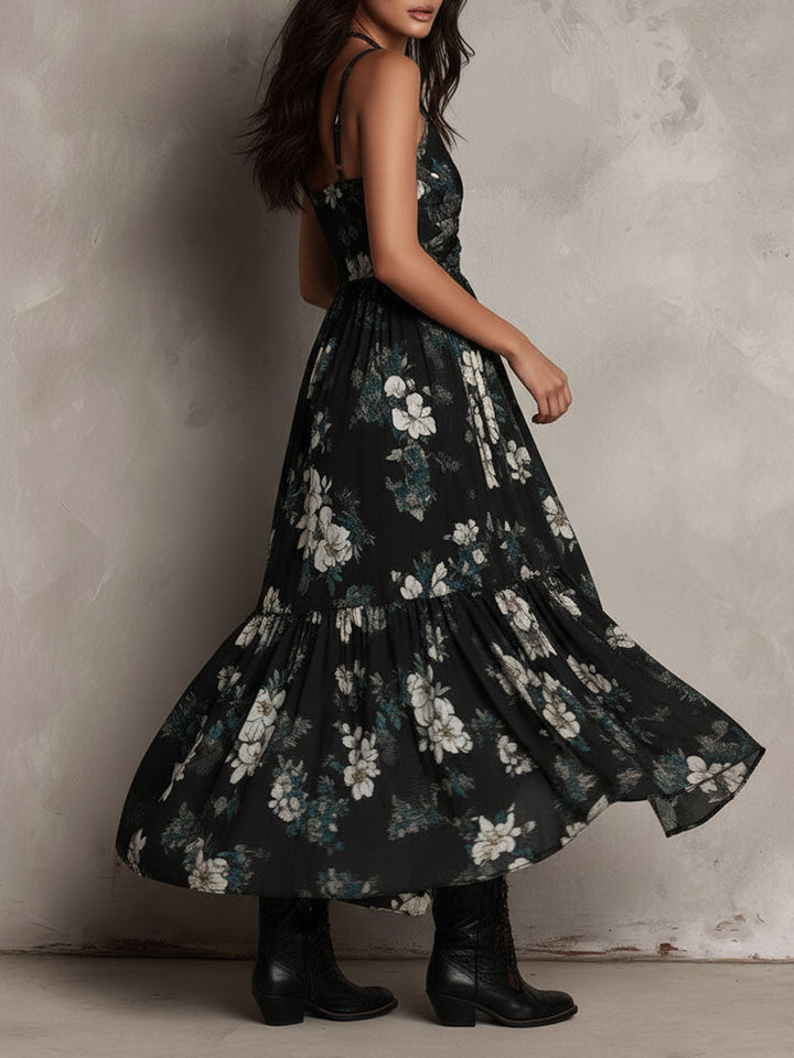 Avelinne - Black Bohemian Floral Pattern