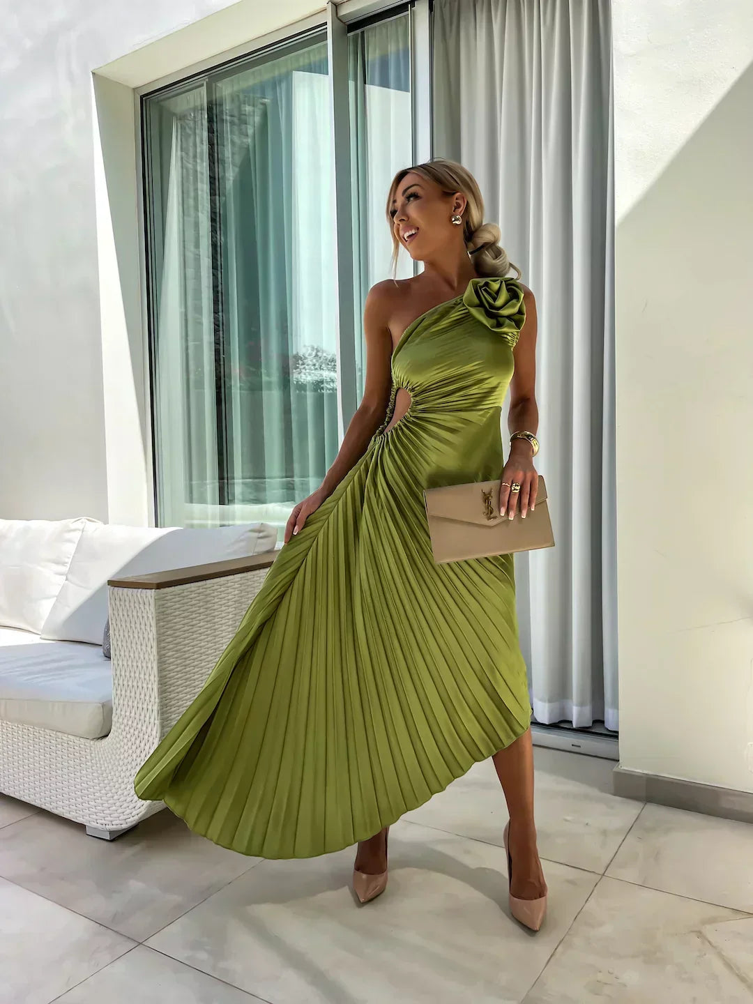 Lizbeth - One-Shoulder Floral Maxi Dress