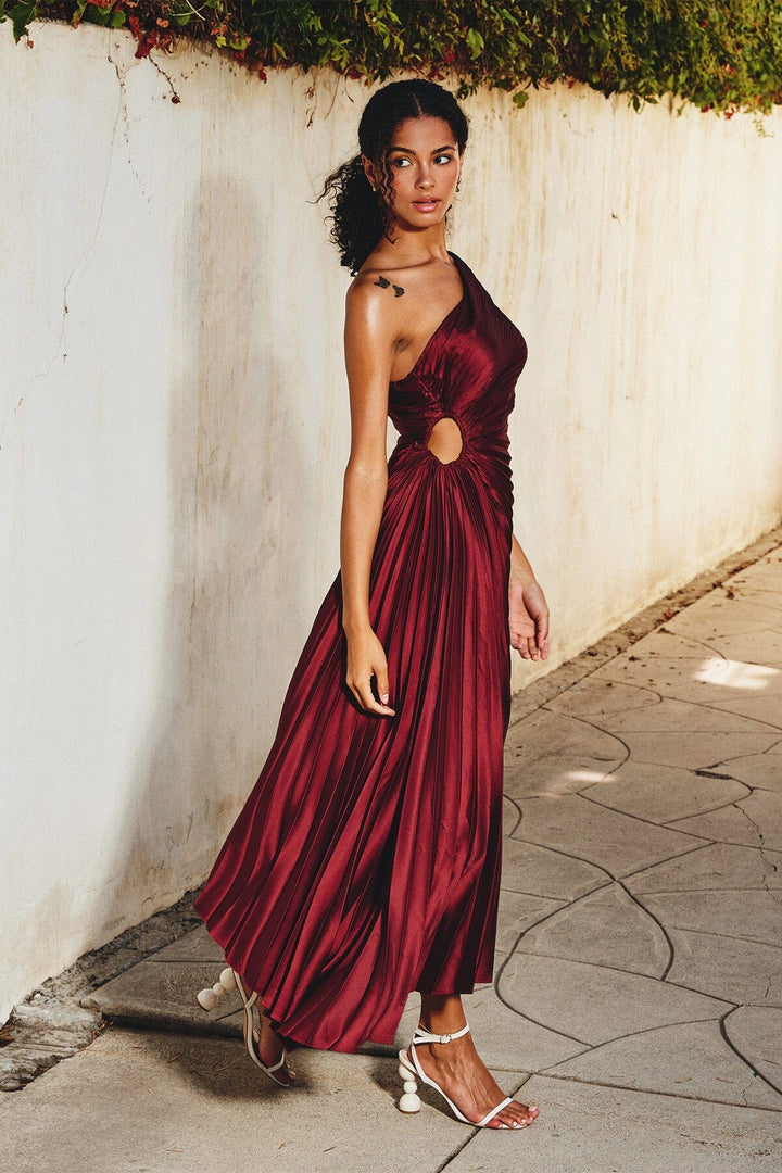 Sylviana - One Shoulder Pleated Midi Dress
